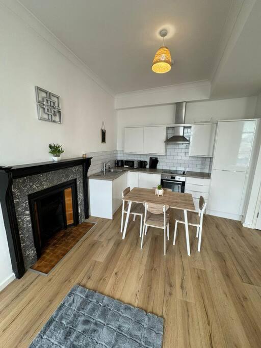 Spacious Flat In Sheffield City Center Gs304 Exterior photo